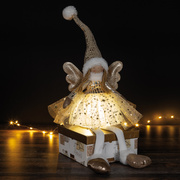 Stoffengel,<BR>sitzend,<BR>warmwei�e LEDs